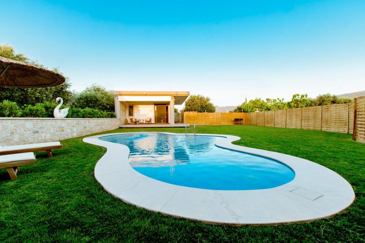 Chania Oasis With Heated Pool Extérieur photo